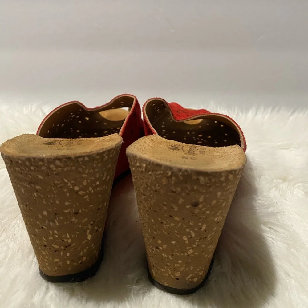 Spring Step Heels - Picture 3 of 6